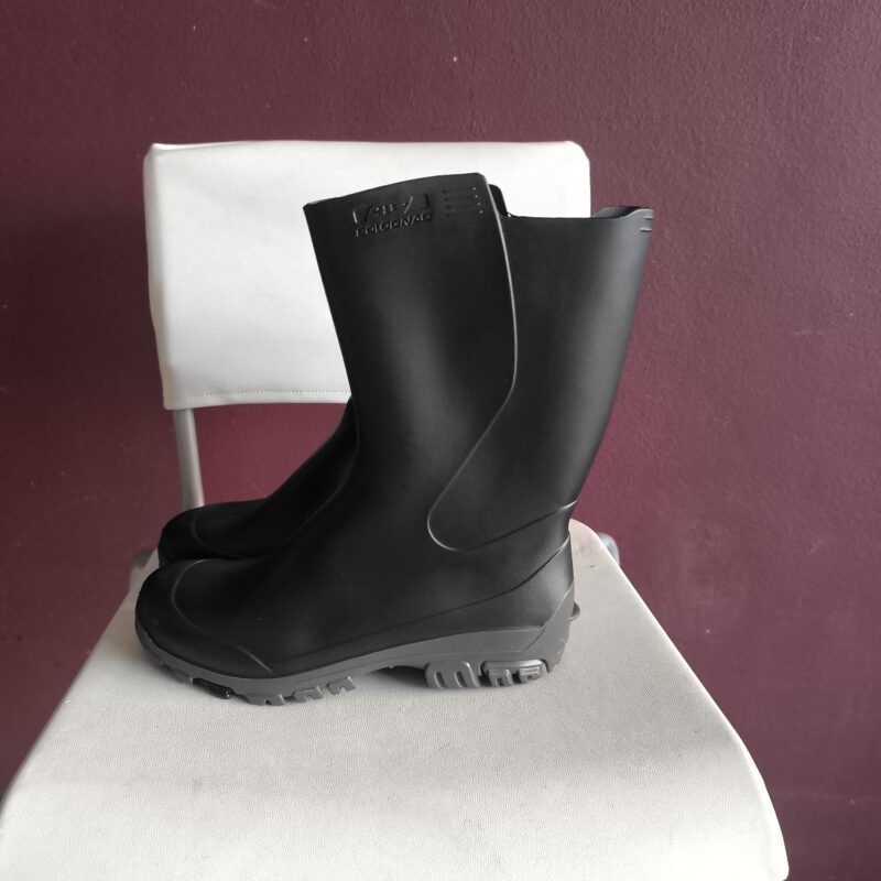 Galocha borracha 25-26 preta (par) NOVO - Image 2