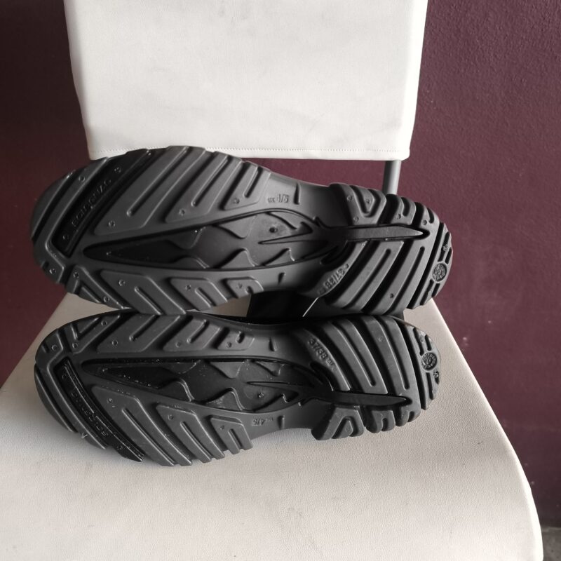 Galocha borracha 25-26 preta (par) NOVO - Image 3