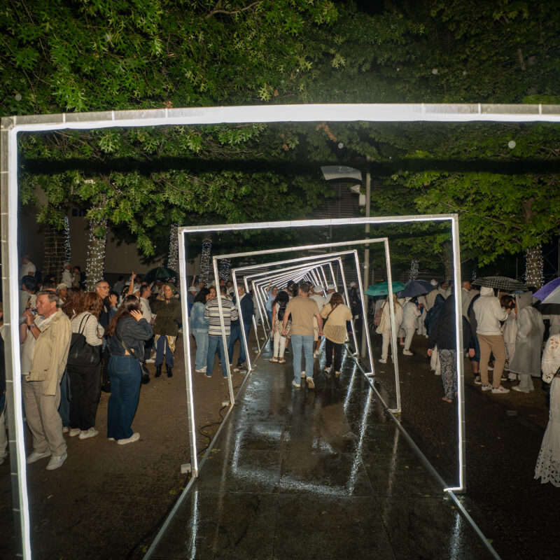 Túnel Luminoso LED – Experiência Imersiva para Eventos
