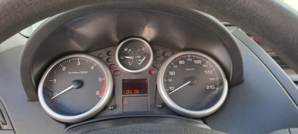 Peugeot 207 1.4HDI - Image 23