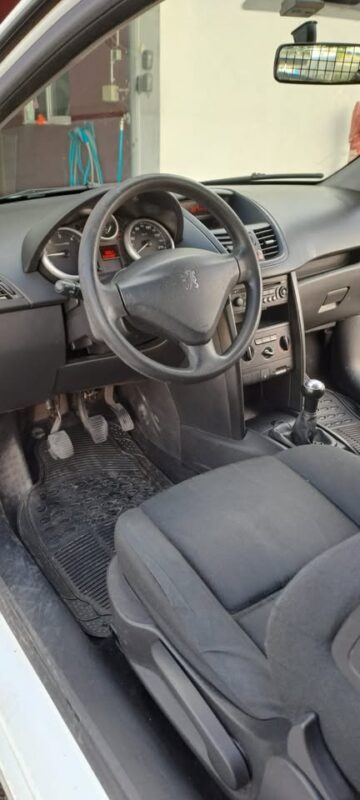 Peugeot 207 1.4HDI - Image 20