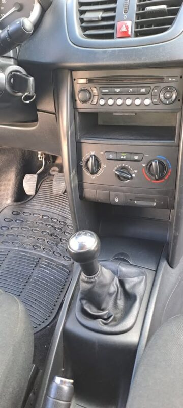 Peugeot 207 1.4HDI - Image 15