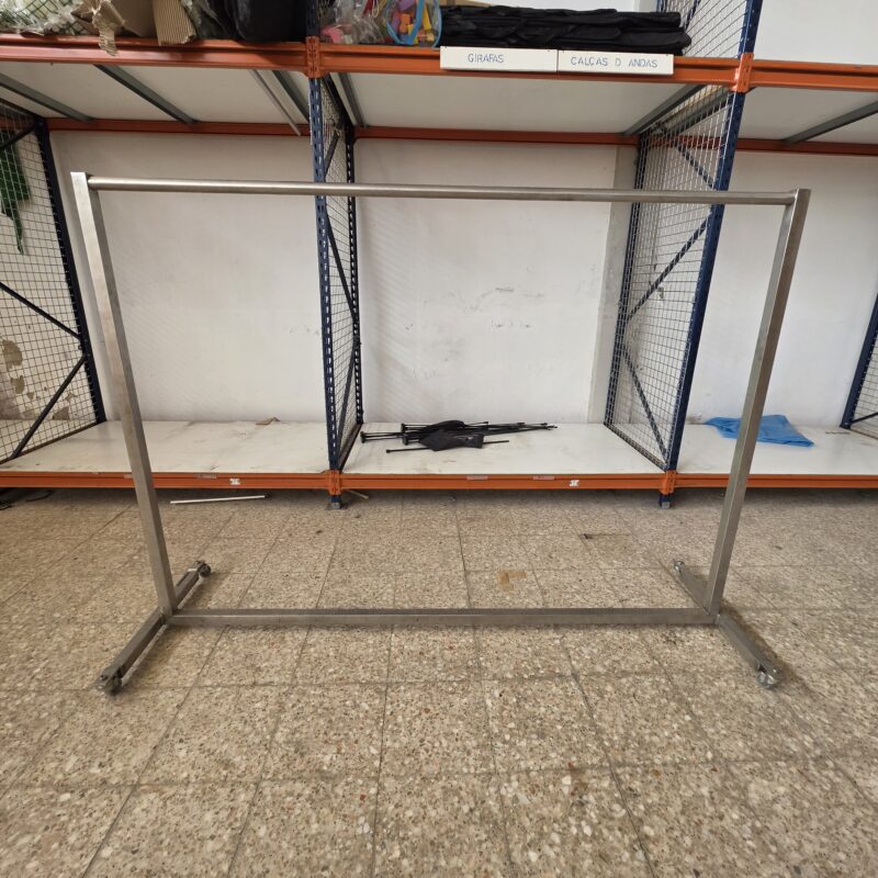 Charriot Inox com Rodas